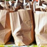 Spesa fuori la porta di casa