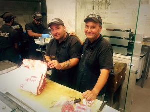 Rapinata Paninoteca Tortora, aggredito il proprietario