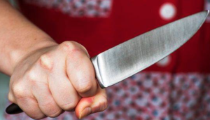 Accoltella il marito a Castellammare