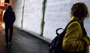 Aggredite due ragazze in centro storico a Napoli