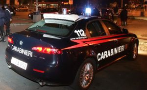 Rapinatori in azione nel napoletano, intervengono i carabinieri