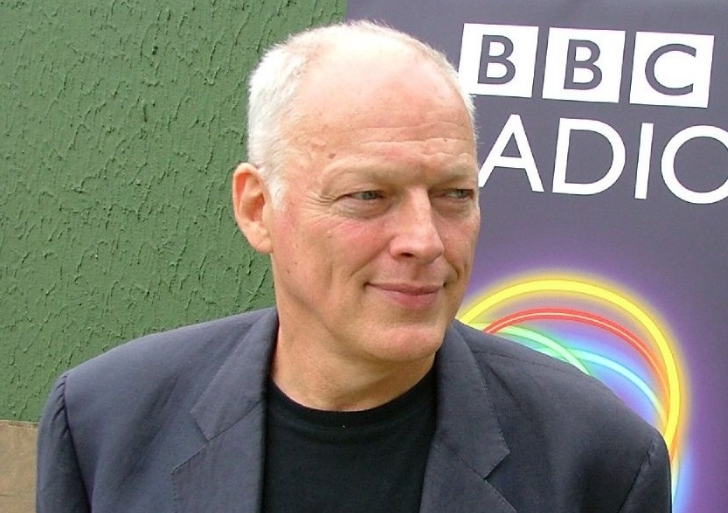 Concerto di Gilmour a Pompei, treni speciali per il rientro