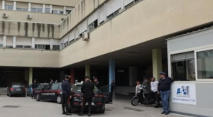 Picchia un infermiere a Torre del Greco