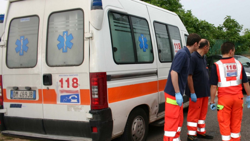 Auto pirata investe bambino a Salerno