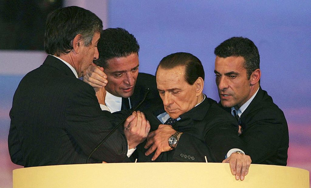 Silvio Berlusconi ricoverato al San Raffaele di Milano