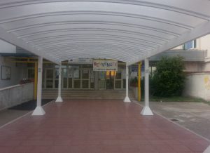 Giugliano: raid in una scuola, malviventi distruggono tutto