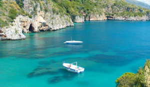 Marina di Camerota, chiude il noto ristorante "Il Pirata"