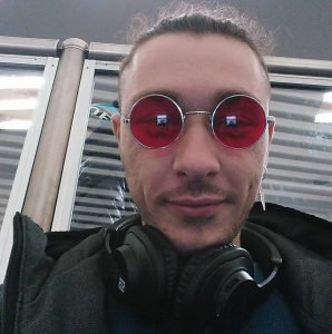 Emmanuele Pirozzi, il video dell'arrampicata sull'obelisco di piazza San Domenico