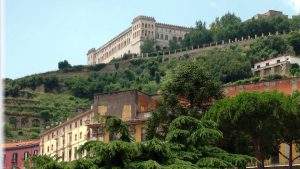 Restaurata la Fontana degli Innamorati a Villa Lucia