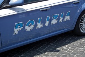 Napoli, fermati due ladri di motorini in pieno centro