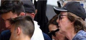 Paul McCartney ad Amalfi in fila per un gelato