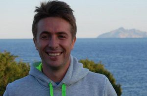 sparisce per evitare il matrimonioejpg