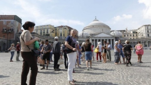 turisti a napoli