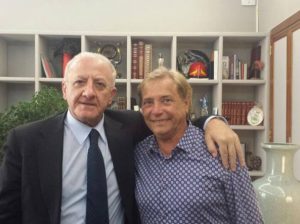 Vincenzo De luca e Nino D'Angelo per il Teatro Trianon