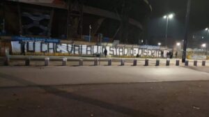 Napoli, la protesta dei tifosi: "Tu che vai allo stadio: diserta"