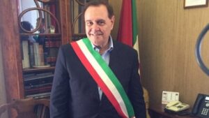 Mastella, l'assoluzione che fa riflettere