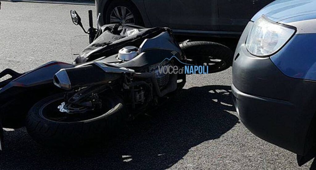 Napoli, incidente in Corso Malta: traffico in tilt