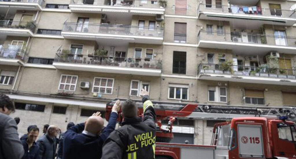 Napoli, Rione Traiano: bomba sotto la casa di un pregiudicato