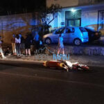 Grave incidente a Pozzuoli, scontro auto - moto: centauro ferito e ricoverato d'urgenza
