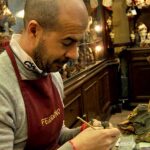 Davide Astori sul presepe di Ferrigno