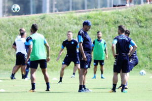 Niente lutto per le vittime del terremoto, l'UEFA non ha autorizzato il Napoli