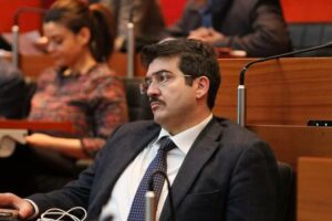 Cori razzisti contro i napoletani, il comune scrive al Sottosegretario Georgetti: "Atti non più tollerabili"