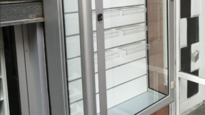 Ladro distratto in Campania: ruba le scarpe, ma sono solo quelle destre