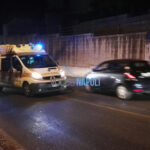 Grave incidente a Pozzuoli, scontro auto - moto: centauro ferito e ricoverato d'urgenza