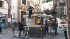 Restauro da record, "Il Corpo di Napoli" restituito alla città in 22 giorni