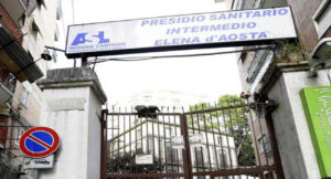 Tagli alla sanità: il poliambulatorio Elena D'Aosta verrà declassato e trasferito