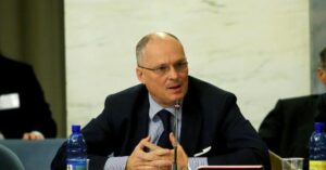 Coronavirus, il monito del professore Ricciardi