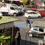 Protesta dei lavoratori della metro a Fuorigrotta, traffico in tilt e tensioni tra automobilisti