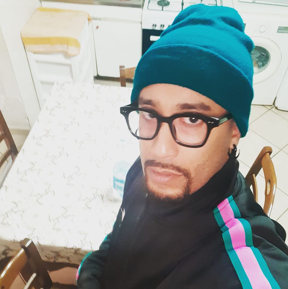 Chi è Walter, il ragazzo accoltellato in piazza Bellini