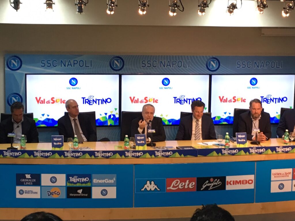 Sarri, il futuro e lo scontro con il comune: parla De Laurentiis