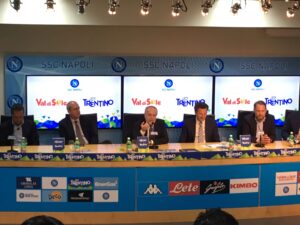 Sarri, il futuro e lo scontro con il comune: parla De Laurentiis