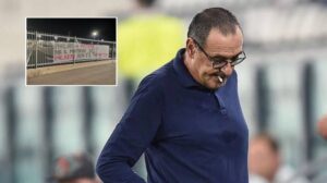 Blitz dei tifosi del Napoli allo Stadium, striscione 'sfottò' per Sarri: l'ironia azzurra conquista il web