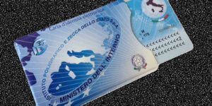 La carta di identità elettronica fa il suo debutto a Napoli