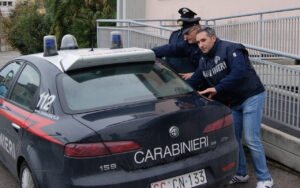 Furti e ricettazione, arrestato affiliato al clan Verde