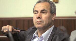 Finita la custodia cautelare per il primo cittadino. Accolta la richiesta del suo avvocato difensore