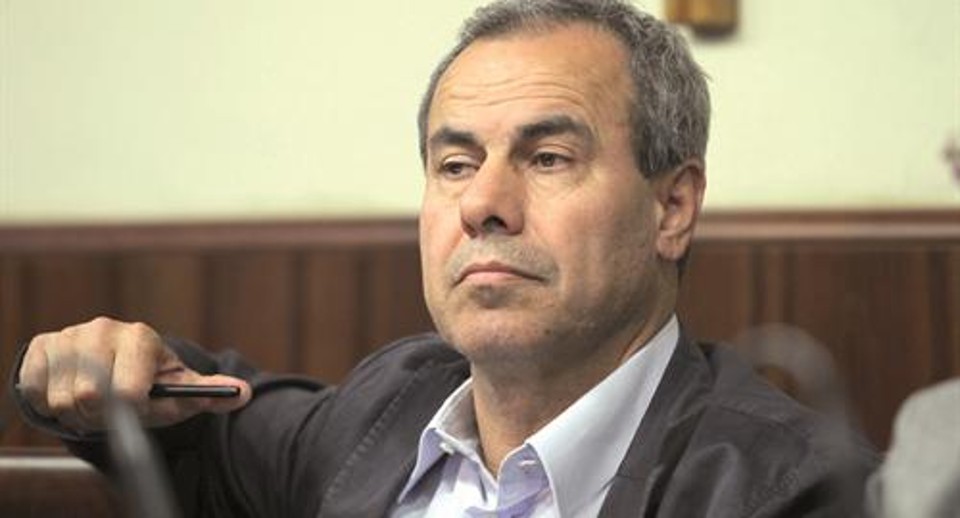 Finita la custodia cautelare per il primo cittadino. Accolta la richiesta del suo avvocato difensore