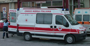 Dramma a Baia Domizia, va in vacanza con la figlia signora napoletana trovata morta in casa