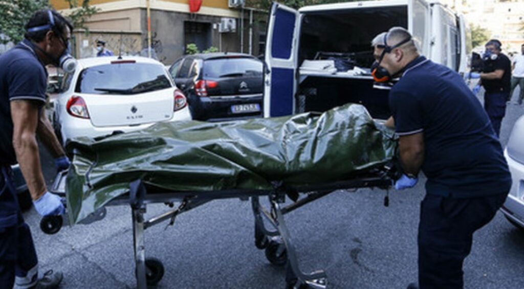 Tragedia a Cava de' Tirreni, ragazzo di 26 anni trovato morto a casa della fidanzata