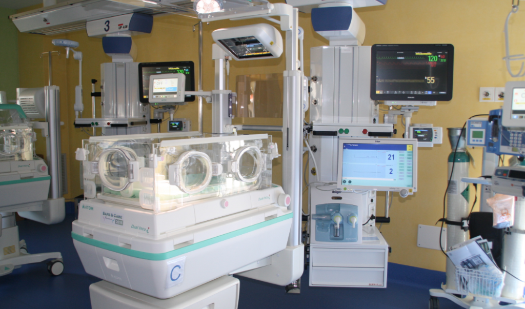 Investe sei persone a San Gennaro Vesuviano, grave la bambina nata dopo l'incidente