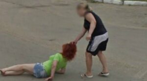 Lite in famiglia tra donne degenera, ragazza colpita con una mazza