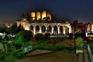 Lo-scenario-notturno-dellAnfiteatro-Campano-631x420