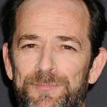 Luke Perry, il "Dylan" di Beverly Hills è grave in ospedale
