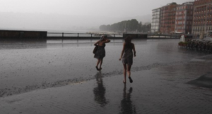 Meteo Napoli, dopo il caldo record arrivano i temporali e si abbassano le temperature