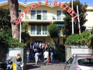 Ischia, emergenza covid: l’ASL riserva un albergo al personale dell'Ospedale Rizzoli
