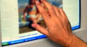 Salerno pedofilia arrestato 55enne