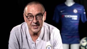 Sarri va al Chelsea e dai giocatori del Napoli ancora nessun messaggio. Via i "sassolini dalle scarpe"?